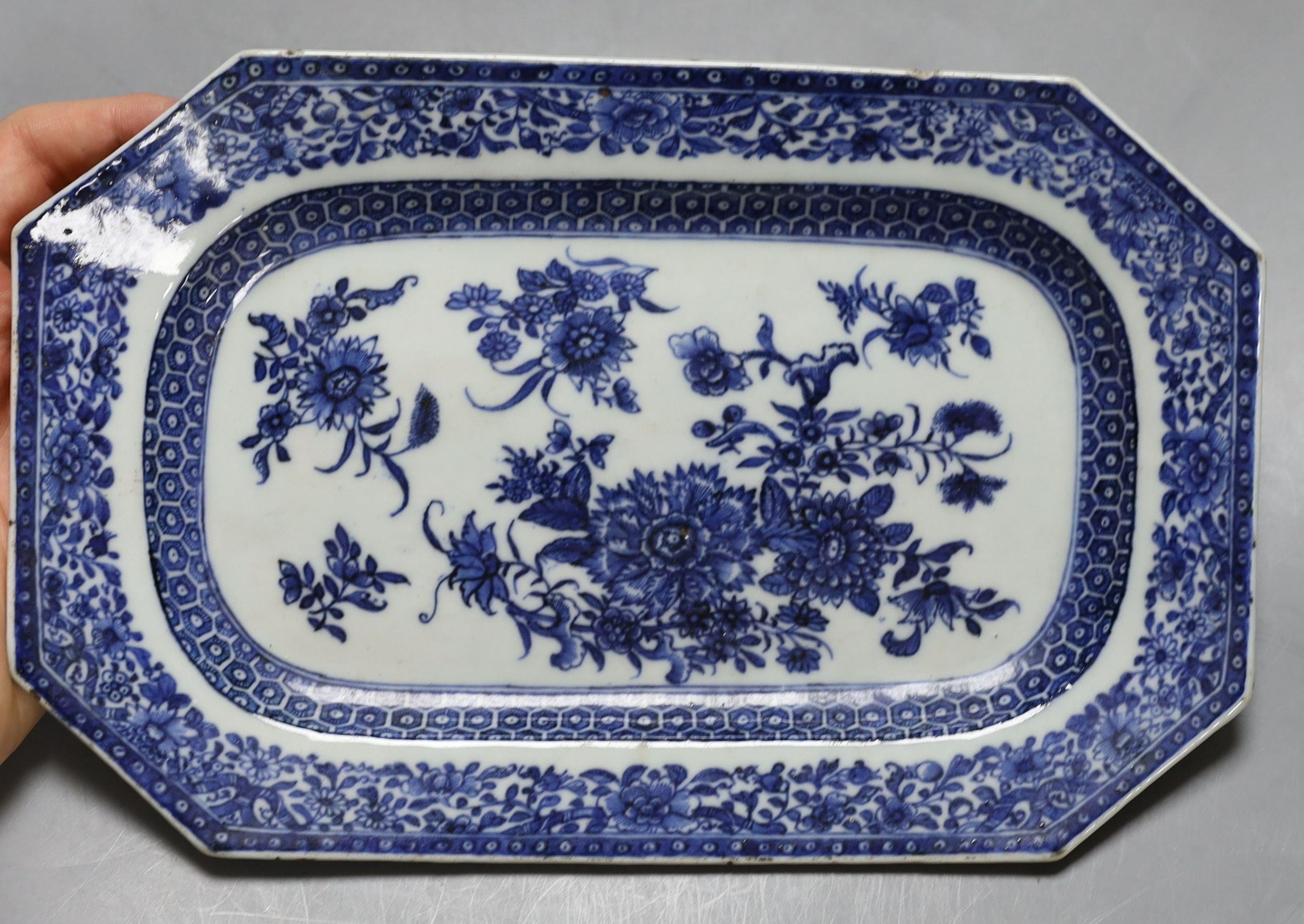 An 18th century Chinese export blue and white plate and dish, a blue and white vase and a famille rose plate